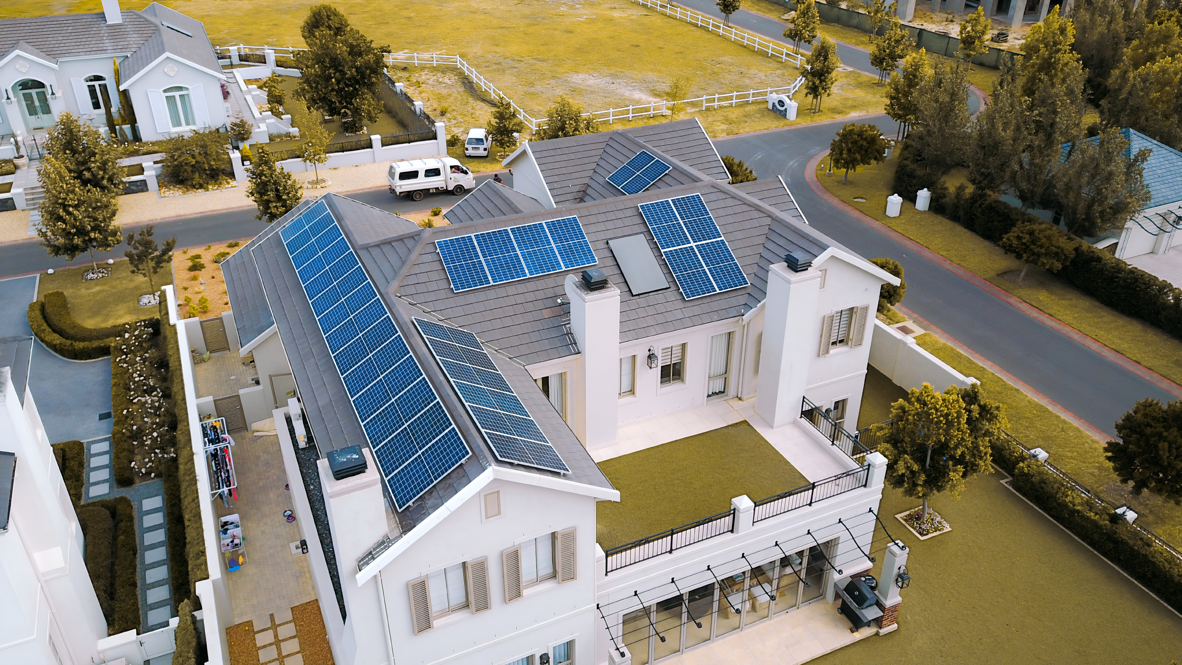 Solar Electric Inverter: Essential Technology Guide